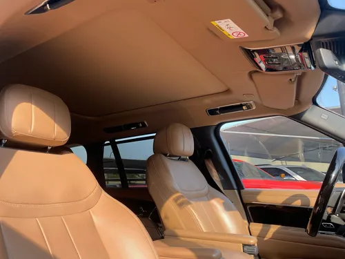 Land Rover Range Rover 2023