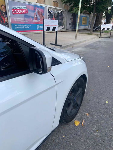 Ford Focus Iii 2.0 Se Plus Mt 2014