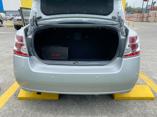 Imagen 23 de 25 de Nissan Sentra 2010