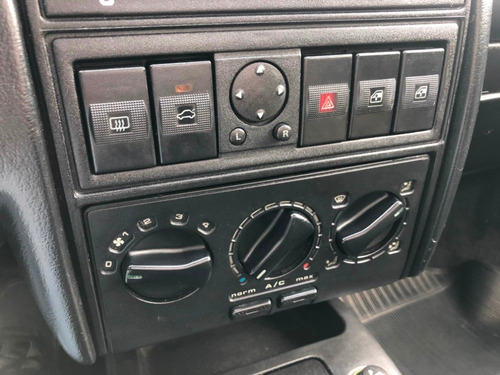 Vw Santana 2.0 Completo ( N Voyage Siena Jetta Logan