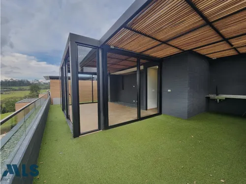 Venta Apartamnento Duplex Alto De Palmas Medellin(mls#244459)