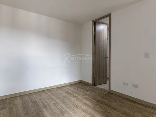 Apartamento En Venta En Loma Linda. Cod V776051