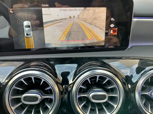 Imagen 13 de 15 de Excelente Mercedes Benz A 200 Sedan Progresive 2020 Negro