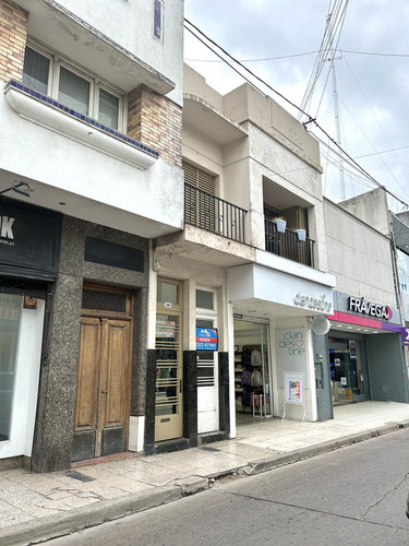 Departamento Tres Ambientes A La Venta En Lujan  Centro Calle San Martin  270