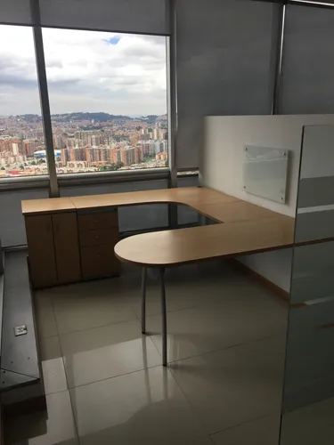 Oficina En Arriendo En Bosque De Pinos-usaquén. Cod A1614397