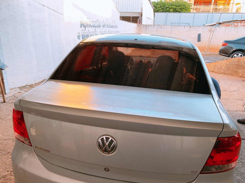 Volkswagen Voyage 1.6 Vht Comfortline Total Flex I-motion 4p