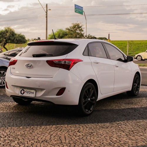 Imagem 6 de 13 de Hyundai I30 1.8 Autimático Gasilina
