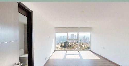 Exclusivo Departamento Con Amplios Espacios Y Amenidades De Primera