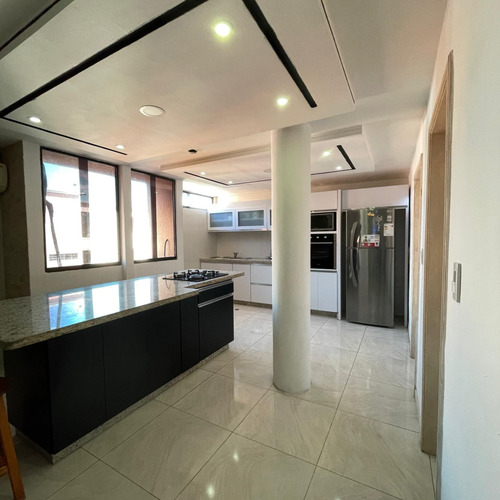 En Venta Pent-house Duplex En El Conjunto Resd. Valle Topacio, Municipio San Diego Estado Carabobo / Venezuela Emer.