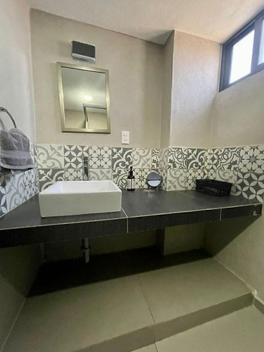 Edificio En Venta, Villas De La Hacienda, 594 Mts