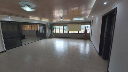 Imagen 1 de 14 de Venta Penthouse, Mañongo Cod. 137475 Marizoila 04144146049
