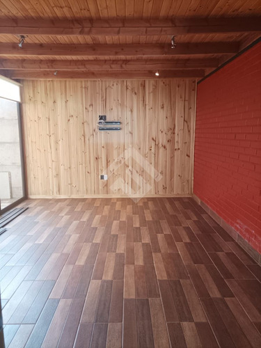 Casa En Arriendo De 3 Dorm, 1 Baño, En Buín