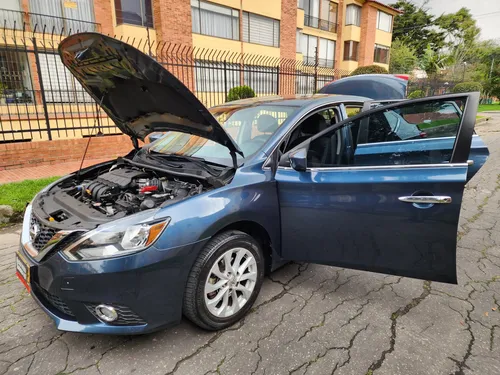 Nissan Sentra 1.8 B17 Fl Sense