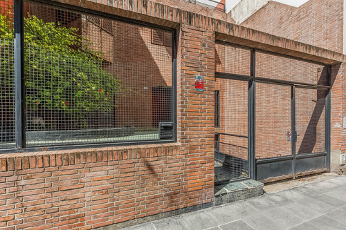 Venta Lote A 2 Cuadras De Av. La Plata Y Av. Rivadavia