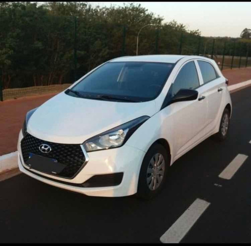 Imagem 2 de 4 de Honda Sedã Hatch
