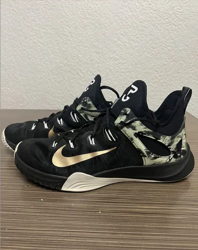 Paul george nike zoom store