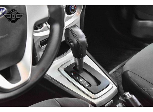 Ford Fiesta 1.6 SE PLUS SEDAN 16V FLEX 4P POWERSHIFT