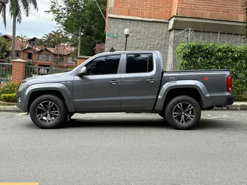 Volkswagen Amarok 2.0 Highline 177 hp