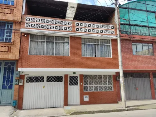 Casa Muy Amplia E Iluminada