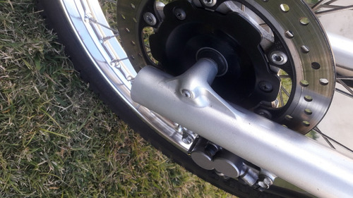 Imagen 24 de 25 de Honda Falcon Nx 400 - Modelo 2015