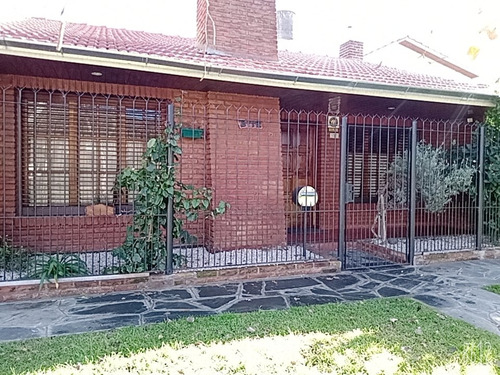 Chalet A La Venta En Barrio Constitución