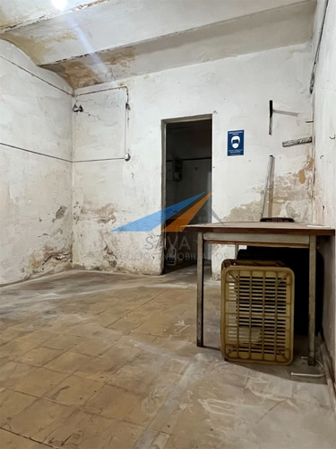 Imagen 3 de 20 de Venta Local - Depósito - Galpón En Aguada. Entrepiso. Sótano. Trifásica. 180 M²!