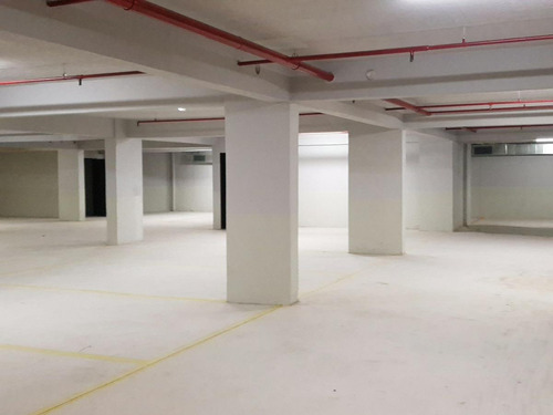 Imagen 10 de 25 de Parking Garage Cochera Flores 3 Subsuelos Pavillon San José