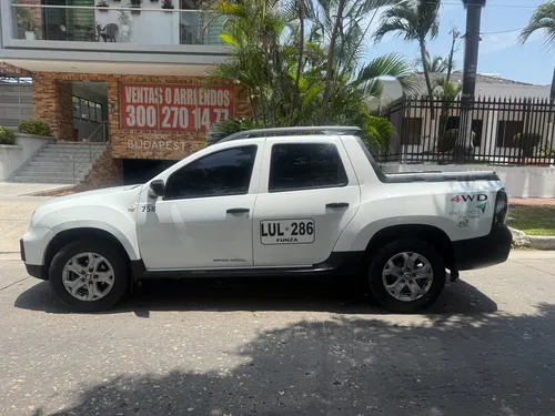 Duster Oroch Operación Nacional