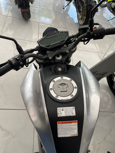 Imagen 4 de 4 de Cf Moto 250 Nk