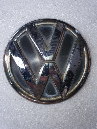 Emblema Cajuela Vw Vento 1.6l Sed Aut 2014-2019