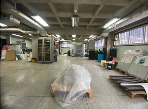 En Venta Edificio Comercial E Industrial En Boleíta Norte Bb