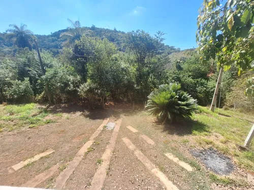 Vendo Sitio Todo Mobiliado Na Área Rural De Rio Acima.