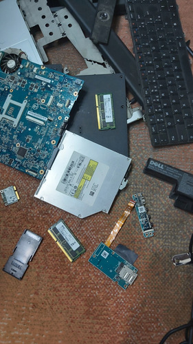 Dell Notebook Peças Modelo P03g Po3g001 Preto (Usado)