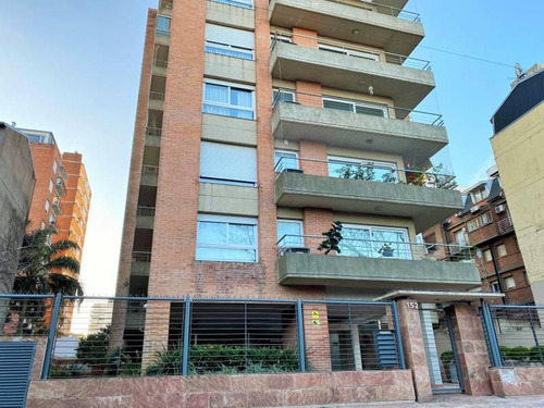 Impecable Y Moderno Departamento De 3 Ambientes Amoblado En Martinez.