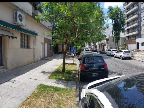 Departamento Dos Ambientes . Dueño Directo Moron Centro