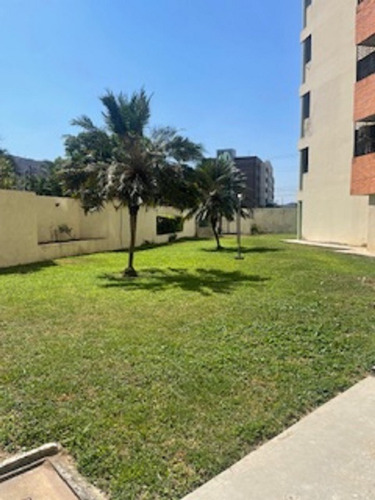 Vendo Apto Mañongo, Portal De Mañongo I, 99m2 3/3/2 Frente Al Sambil, Pozo Planta 50%