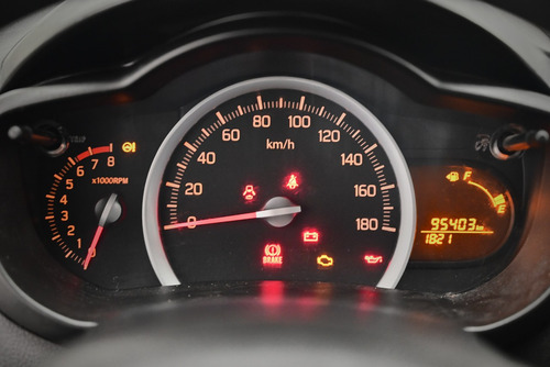 Imagen 11 de 17 de Suzuki New Celerio 1.0 Gl