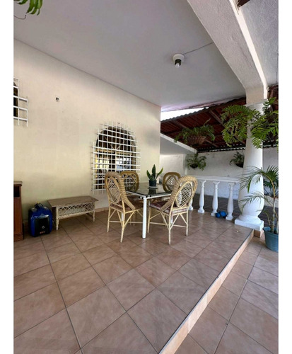 Venta Casa. Sector Planta Vieja. Las Delicias. Maracay Aragua