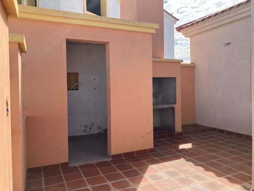 Venta De Departamento En Barrio Mediterraneo, La Providencia