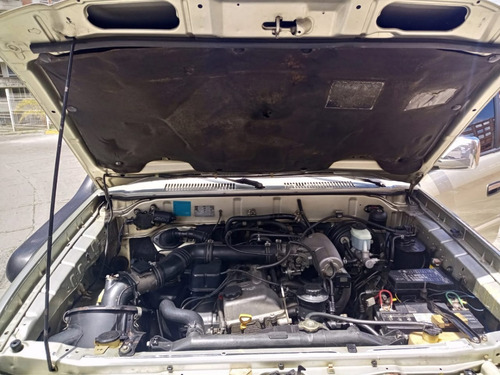 Imagen 8 de 9 de Toyota Meru