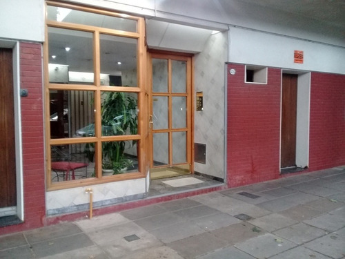Depto. 3 Amb. Fte. C/balcon Santo Tome Al 3200