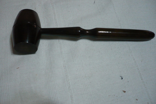 Rompe Nueces De Madera (martillo)