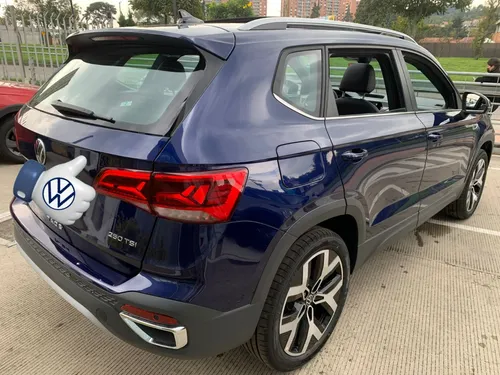 Volkswagen Taos HIGHLINE AUTOMATICO