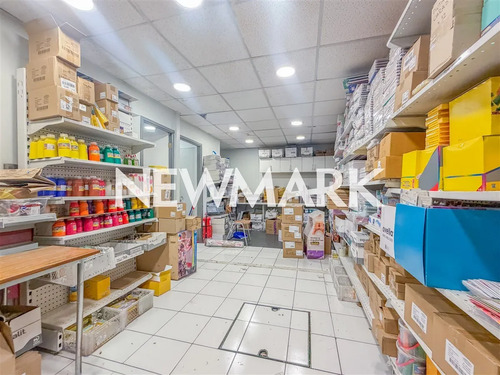 Local Comercial En Venta Sobre Vitacura Pasos De Los Cobres