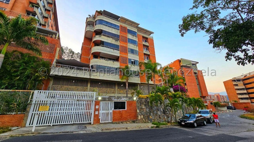 Bello Apartamento, Ubicado En Edificio Reciente En Lomas Del Sol Mls 24-23063 Zr