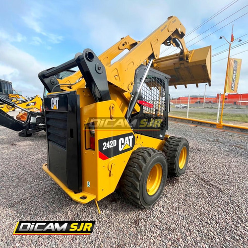 Minicargador Caterpillar 242d Año 2016 Seminuevo