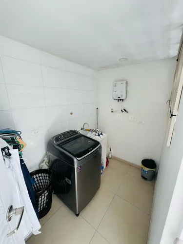Vive Con Estilo En Este Espectacular Duplex De Ciudad Jardin