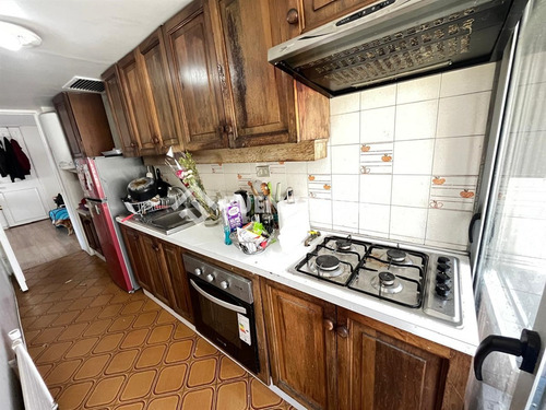 Departamento En Venta De 2 Dorm. En Providencia