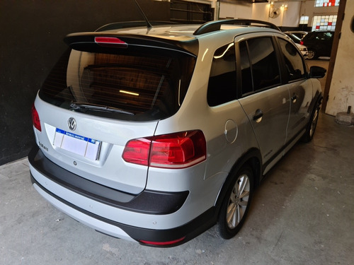 Volkswagen Suran 2018 1.6 Track
