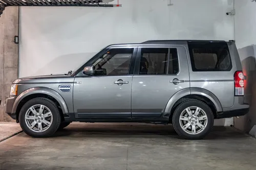 Land Rover Discovery 5.0 Se